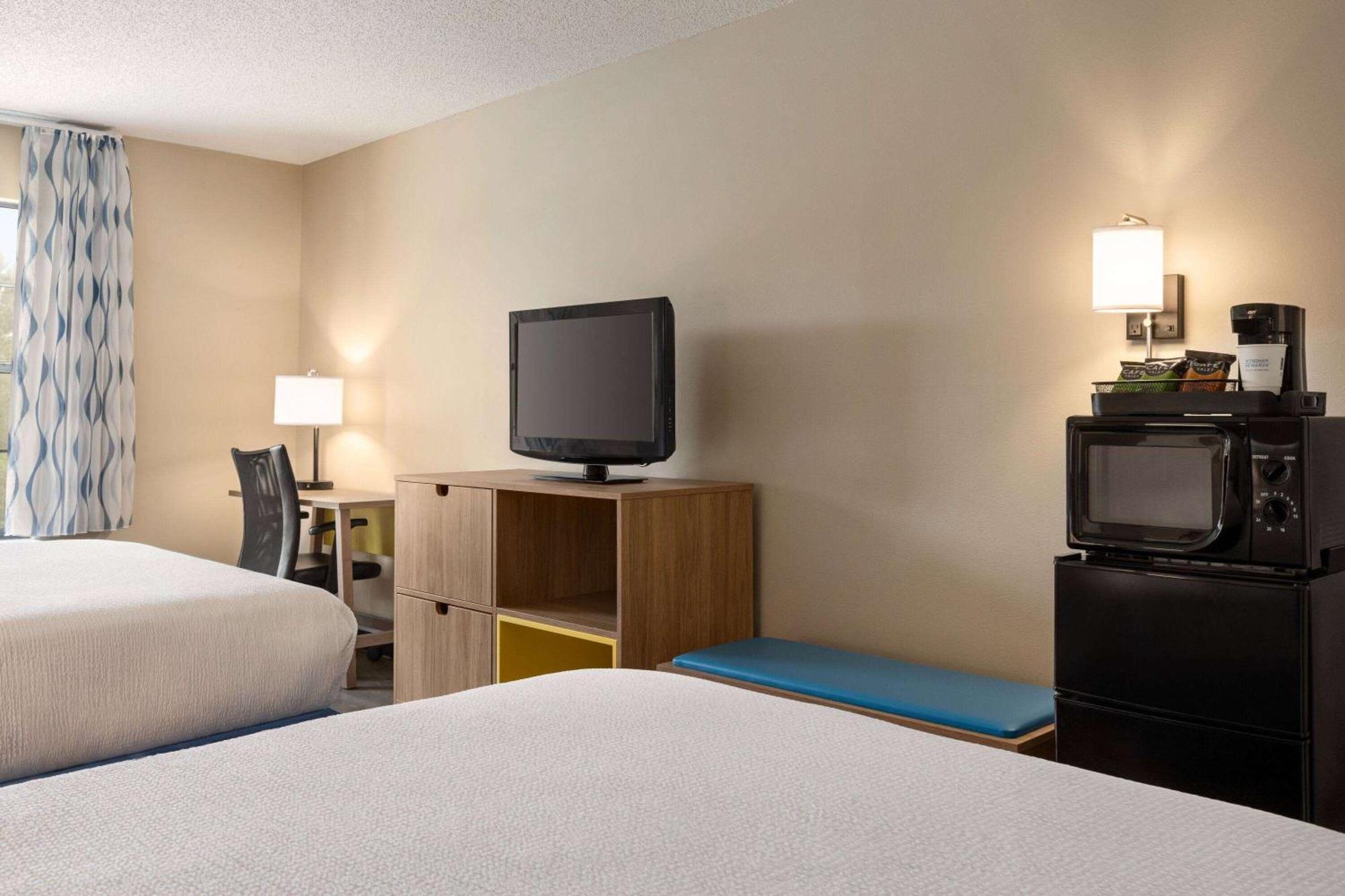 Days Inn By Wyndham Shallotte Exterior photo
